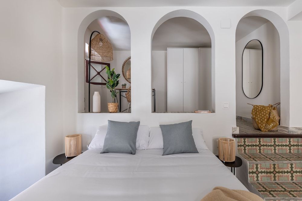 Líbere Málaga La Merced Apartment, 3 Bedrooms 3