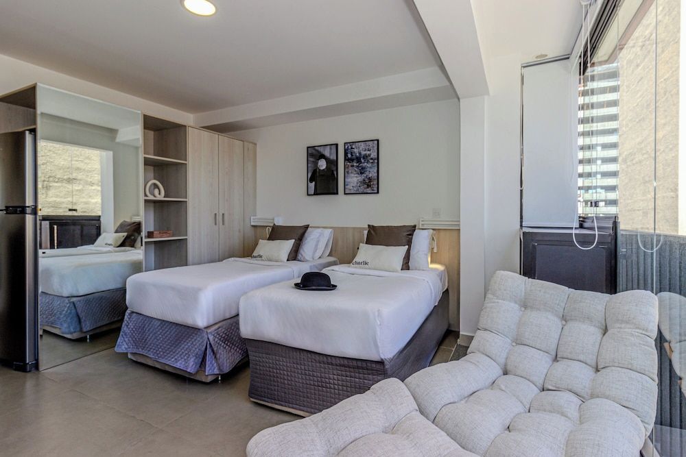 undefined Charlie Sabiá Moema 7