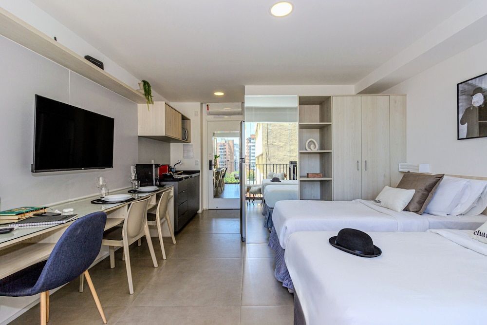 undefined Charlie Sabiá Moema 10