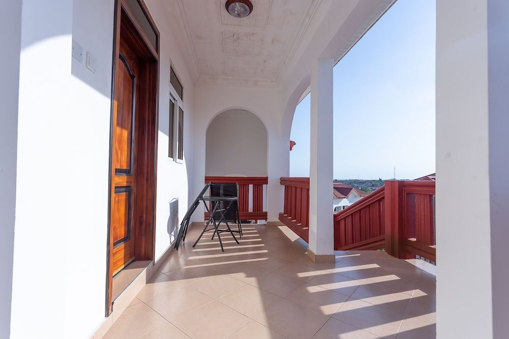 Royal Elmount Hotel Standard Room 4