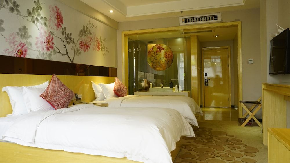 Paco Hotel Guangzhou Ouzhuang Metro Branch Deluxe Twin Room