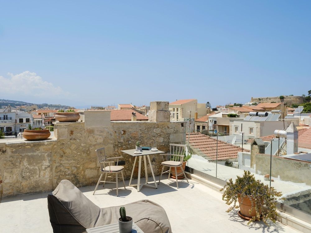Casa dei Delfini Penthouse (Suite with Caste View) 4