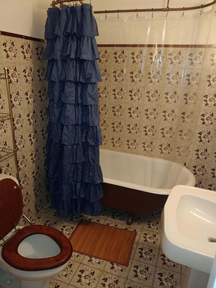 Greenway Manor Deluxe Studio Suite 3