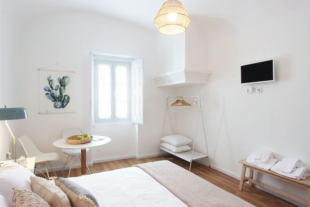 Lavradores Boutique Guesthouse Double Room 6