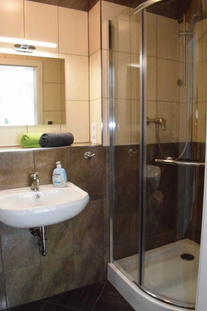 Apartment, Private Bathroom, Courtyard View