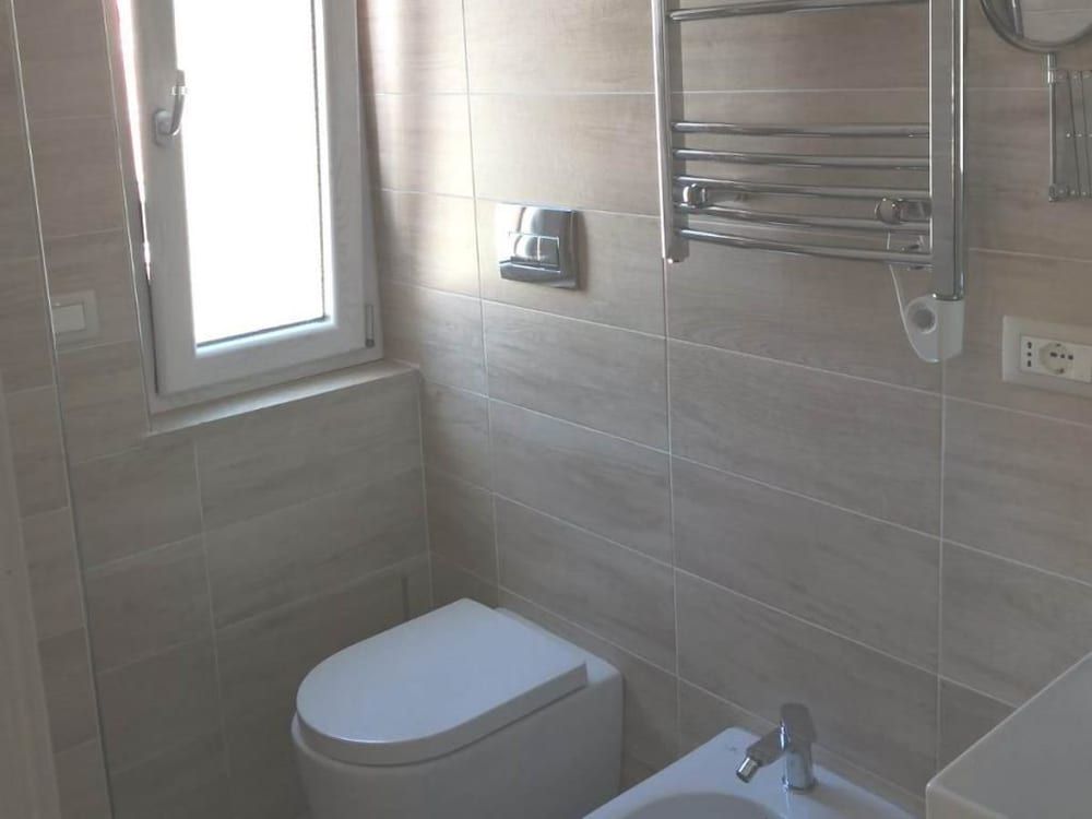 Michelangelo Home B&B Junior Suite, Ensuite (with shower balcony) 10