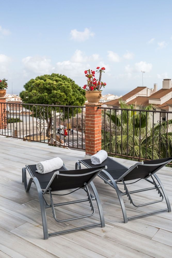 Family Room, Terrace