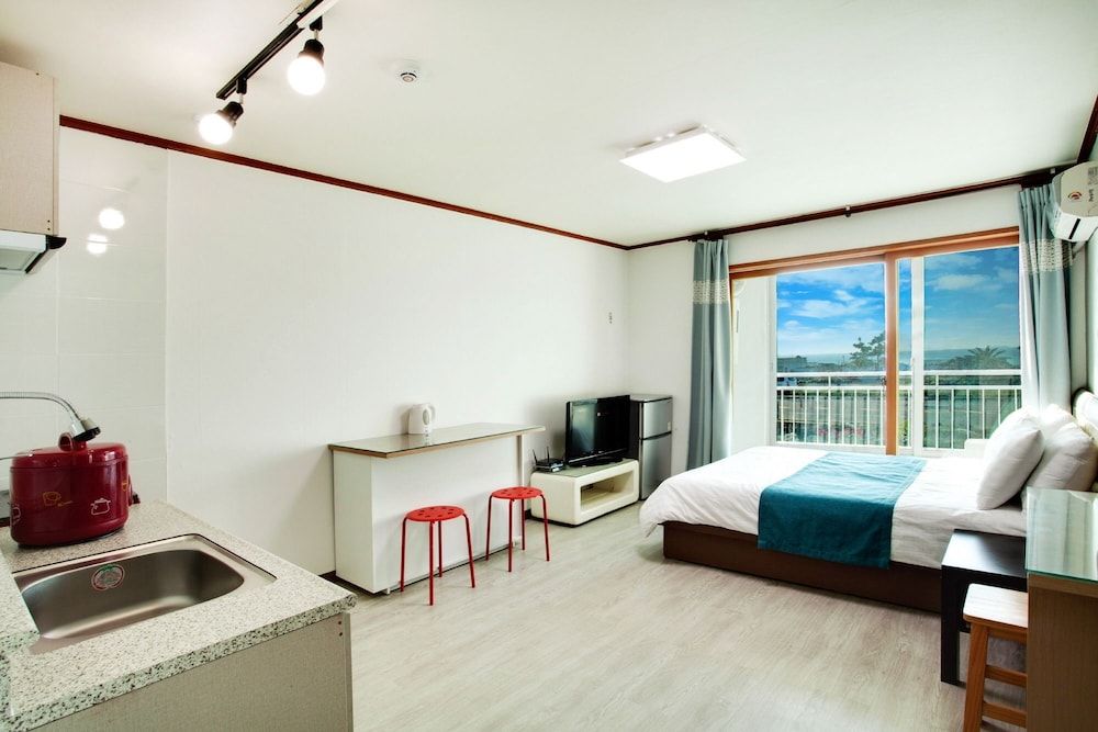 undefined Mabin Pension