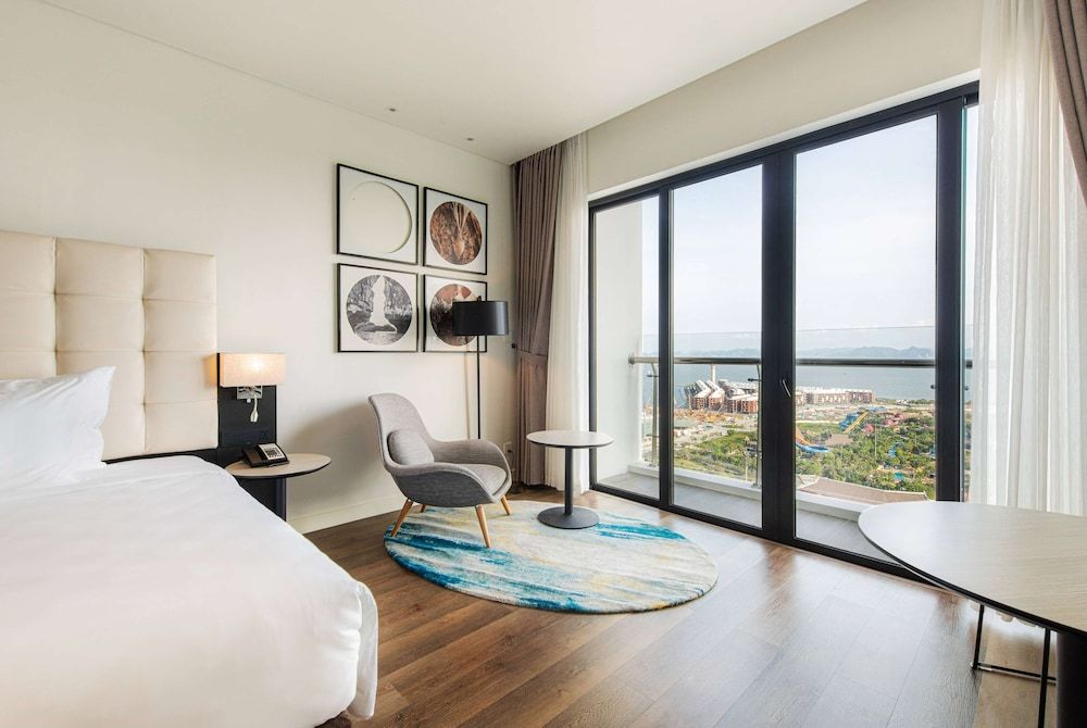 undefined Hotel Soleil Ha Long, Trademark Collection by Wyndham 5