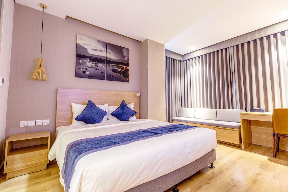 undefined Kovie Hotel 8