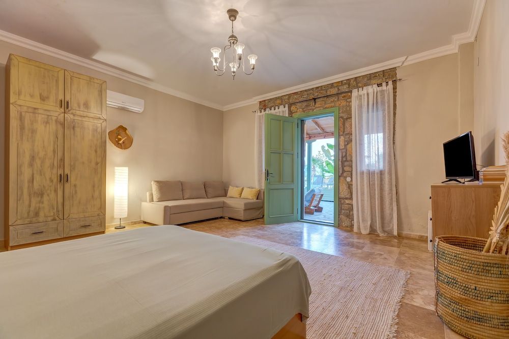 Casa Di Datca Deluxe Room, Patio, Pool View 4