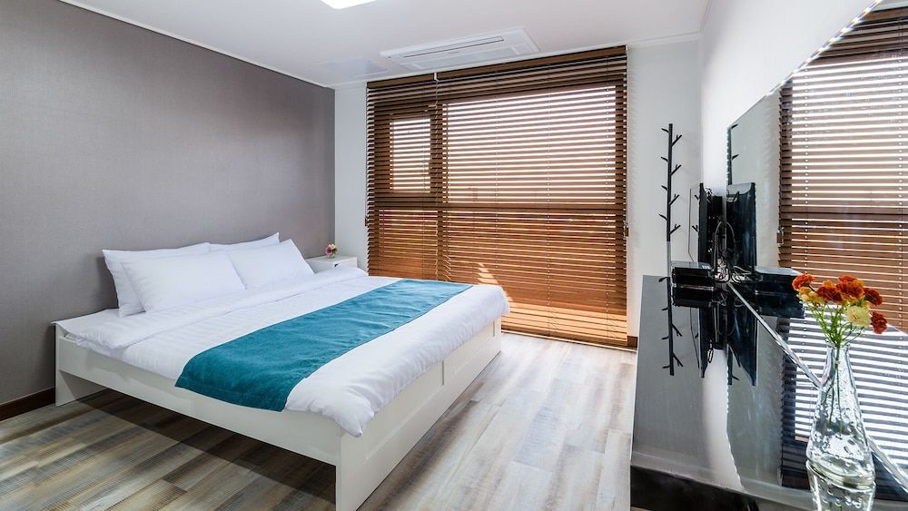 undefined Le Mabin Pension