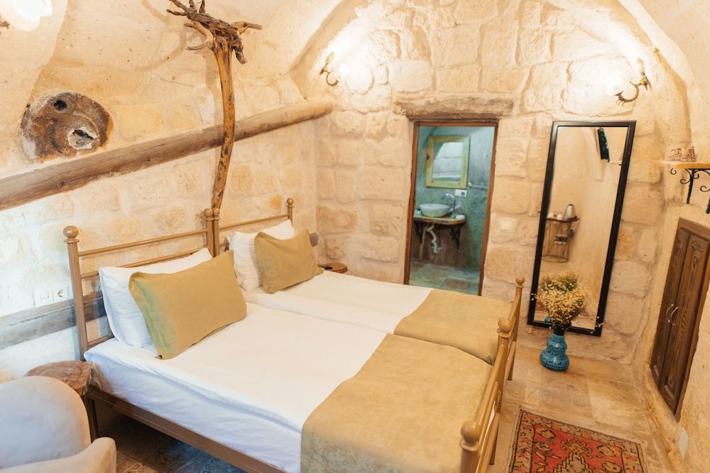 Young Cave Hotel Economy Twin Room, 1 Bedroom, City View, Courtyard Area 2