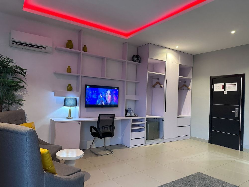 Mayhill Hotel Luxury Studio Suite, Accessible 7