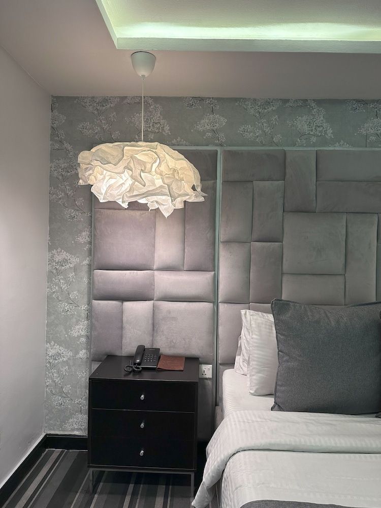 Mayhill Hotel Classic Studio, Accessible 12