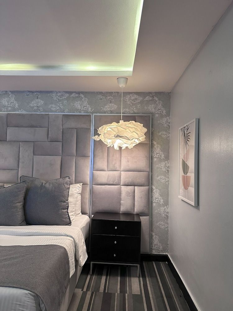 Mayhill Hotel Classic Studio, Accessible 6