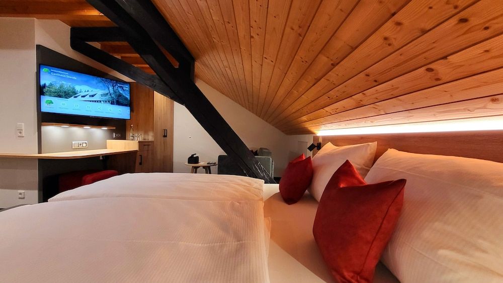 Deluxe Double Room, Private Bathroom
