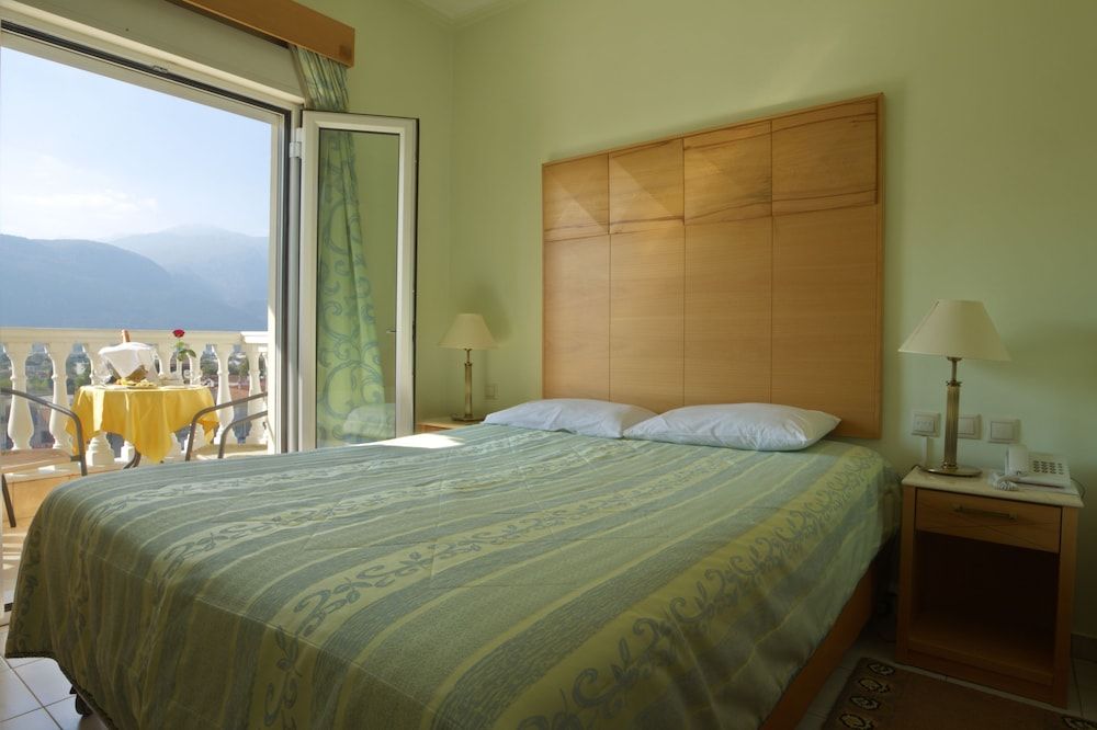 Hotel Kaikis Classic Double Room, 1 King Bed, Non Smoking, Mountain View