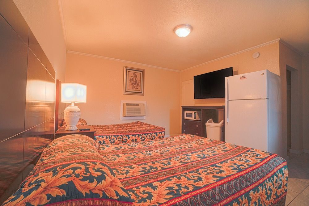 Texana Inn Edna By OYO Room, 2 Queen Beds 5