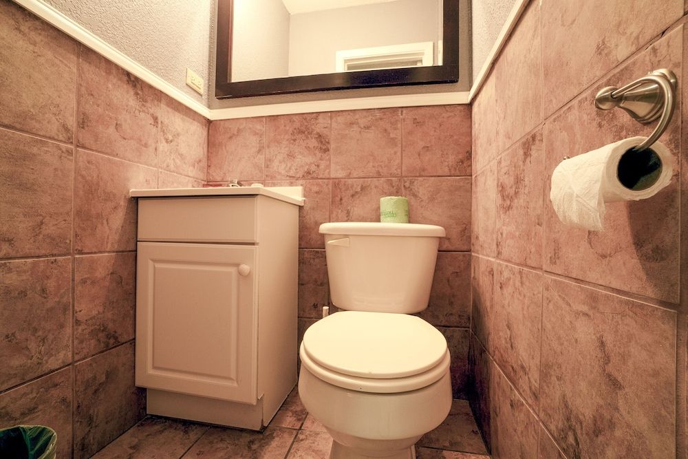 Texana Inn Edna By OYO Room, Multiple Beds, Smoking 8