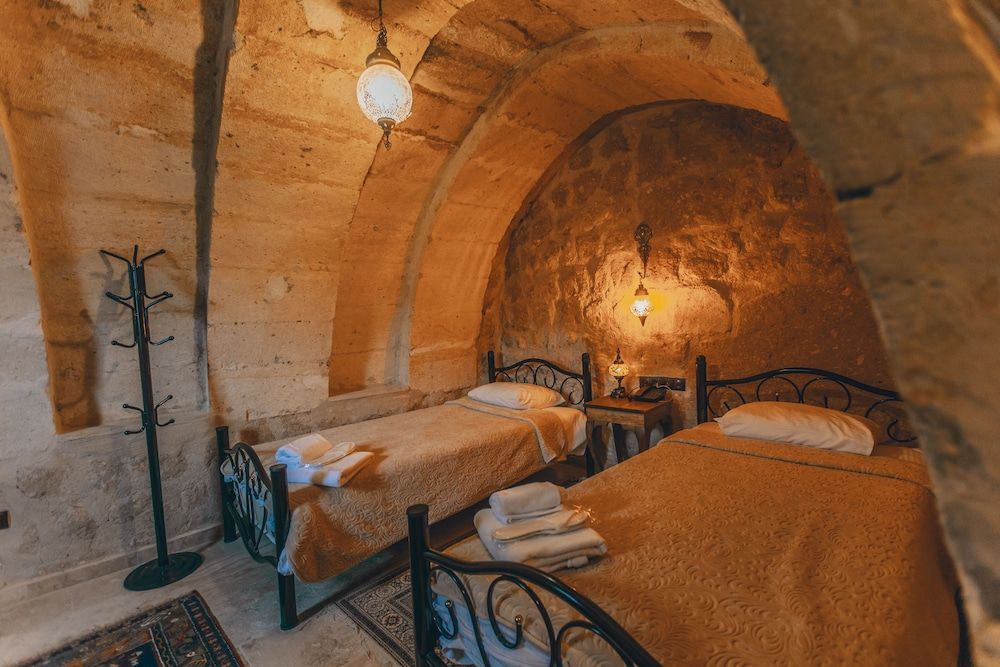 Zula Cave House Classic Twin Room