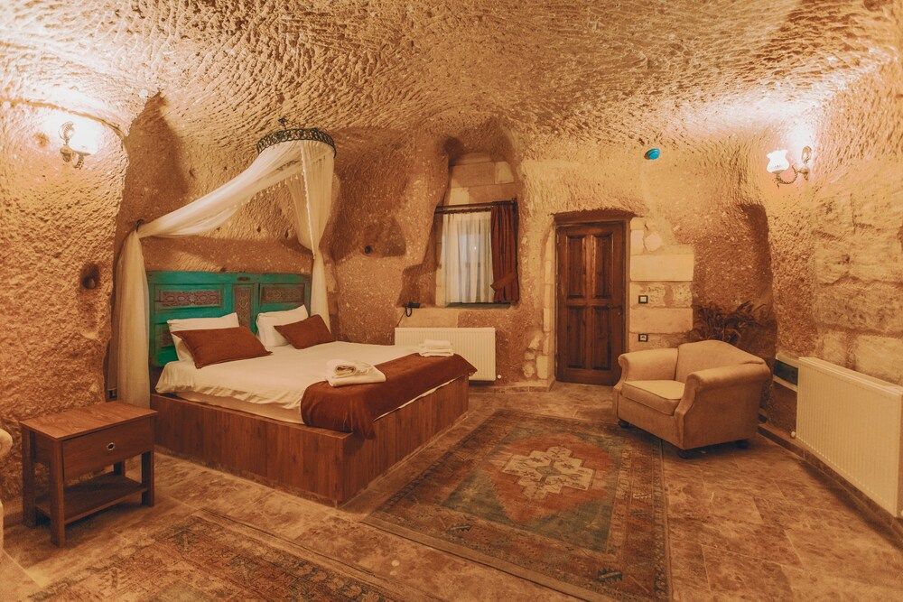 undefined Zula Cave House 8