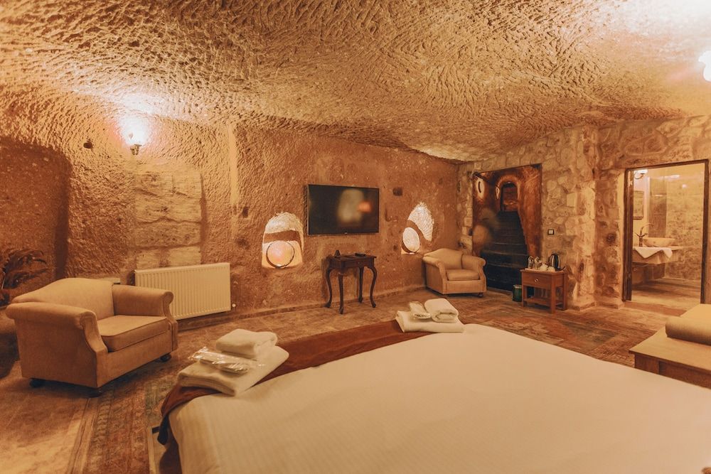 undefined Zula Cave House 7