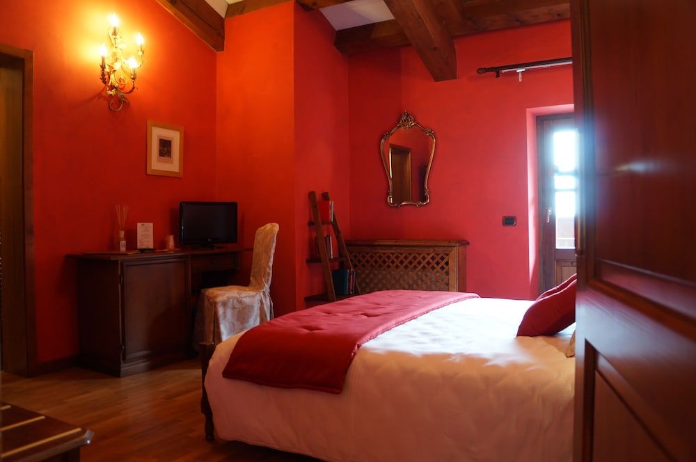 La Tavernetta al Castello Double or Twin Room, Vineyard View 8