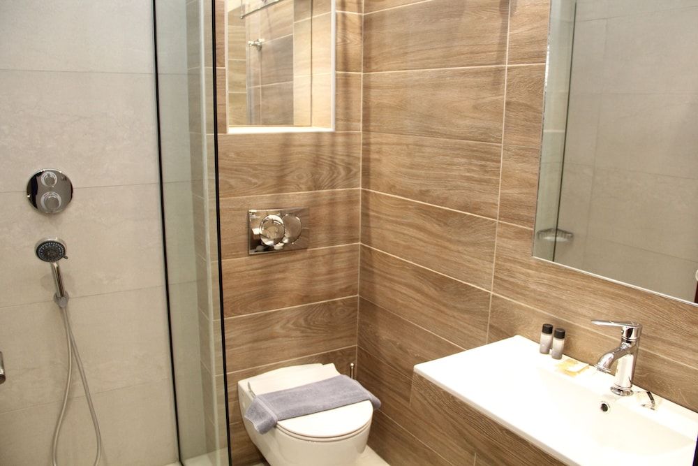 Alexiou Hotel Standard Double Room 10