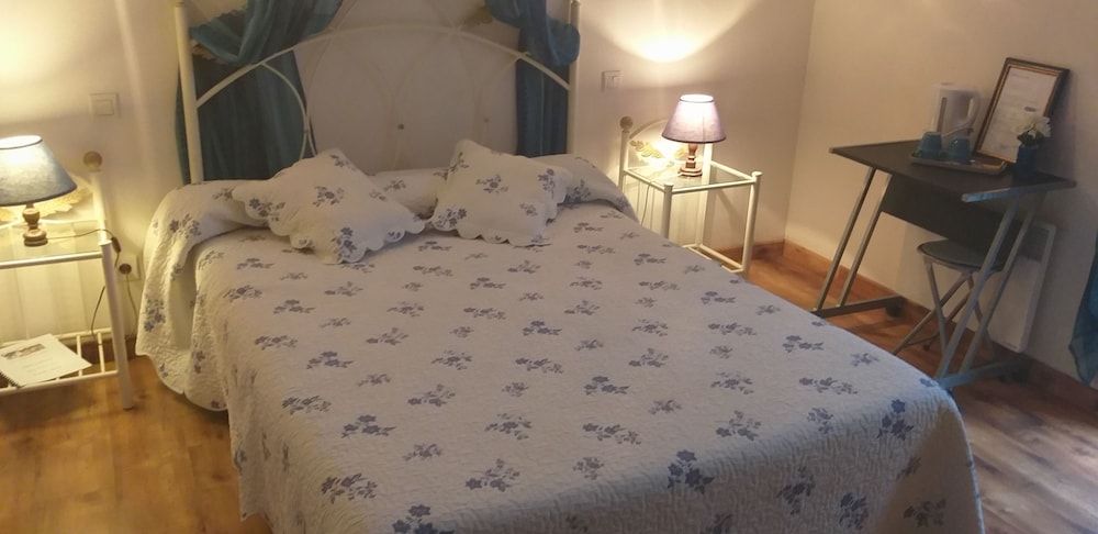 Double Room (Hirondelles)