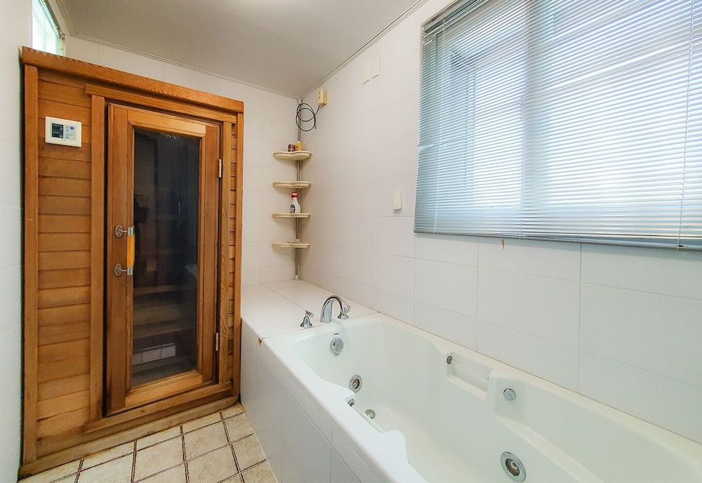 Maple Happy House Room (Mozart+Beethoven+da Vinci) 14