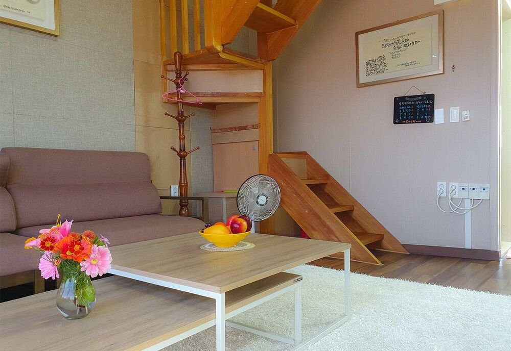 Maple Happy House Room (Sun) 2