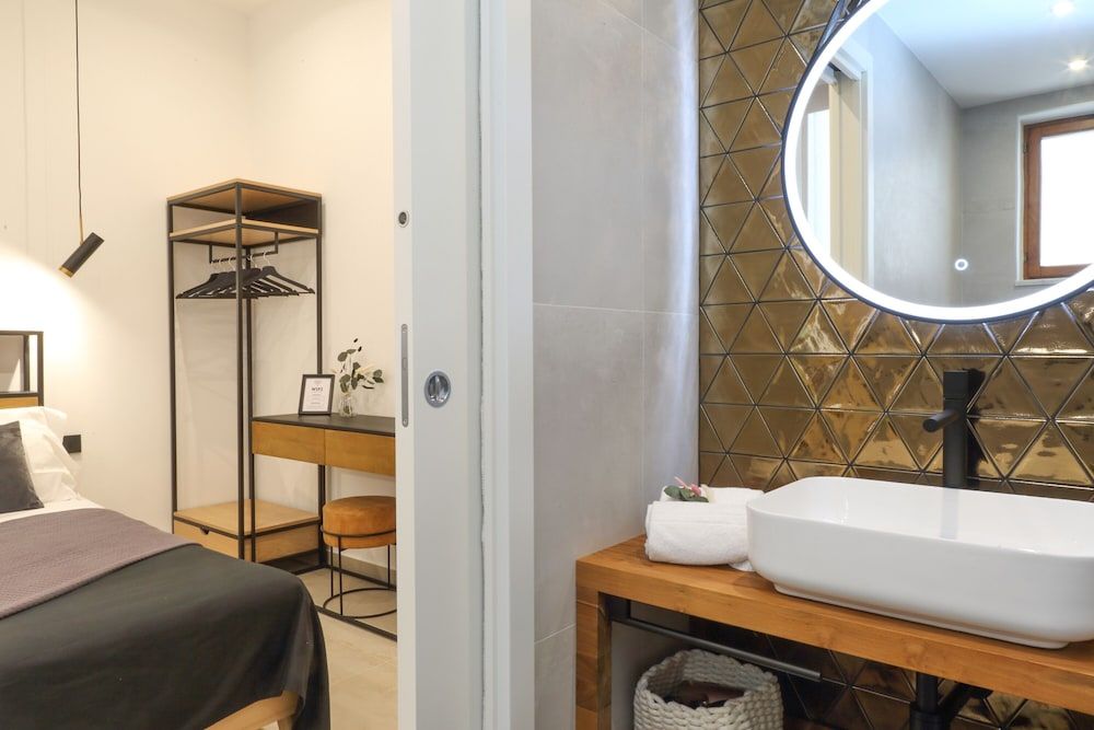 Bohémien Boutique Guesthouse Comfort Room, 1 Queen Bed 3