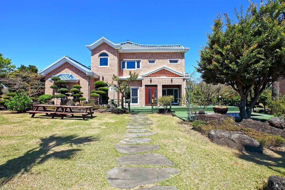 undefined Ocean Sky Village Pension 10