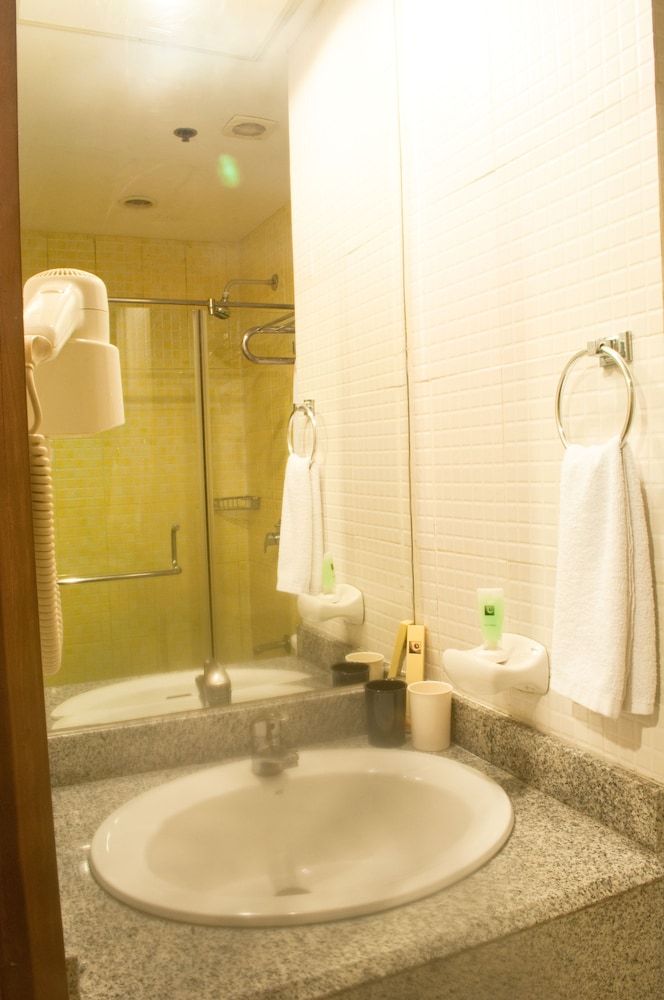 Pearl Lane Hotel Superior Room, 1 Double Bed 4