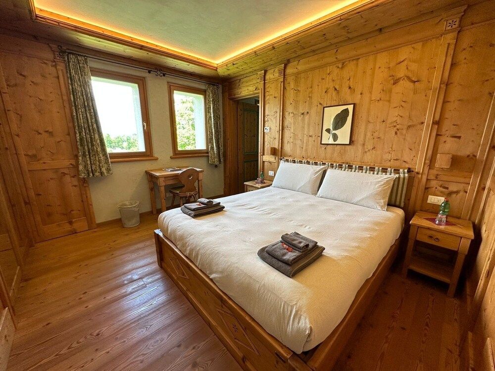 Antico fienile Business Double Room, 1 King Bed, Mountain View (two) 5