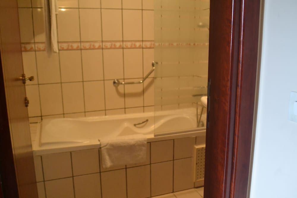 Planet Hotel Junior Suite 9