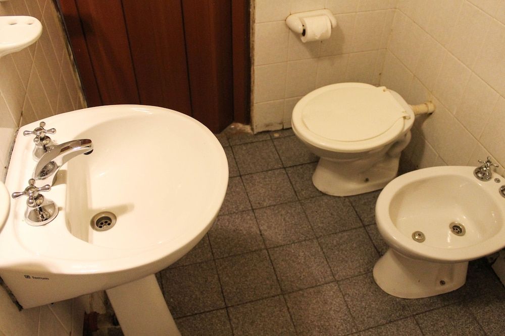 Casi Guemes Hotel Basic Double Room, 1 Double Bed, Non Smoking 3