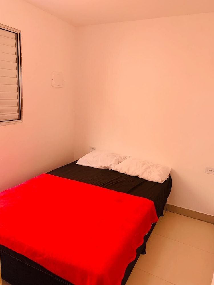 APARTAMENTO 06 - 02 DORMITÓRIOS
