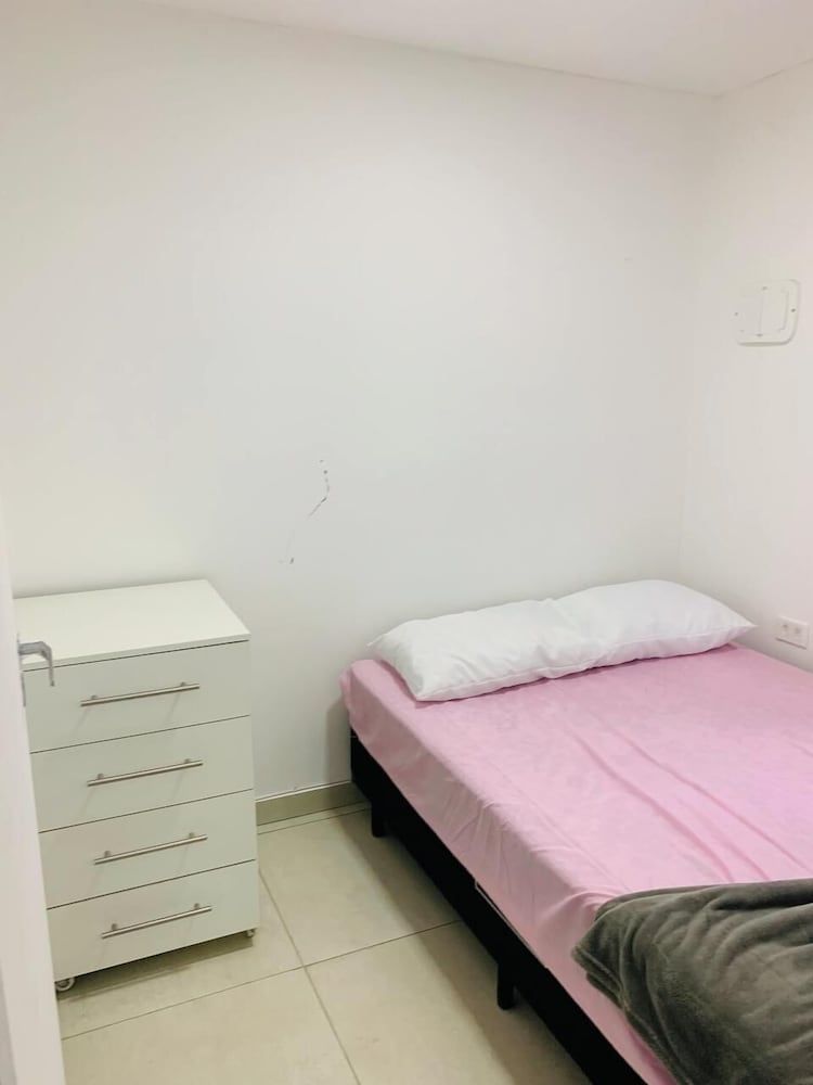 APARTAMENTO 18 - 02 DORMITÓRIOS