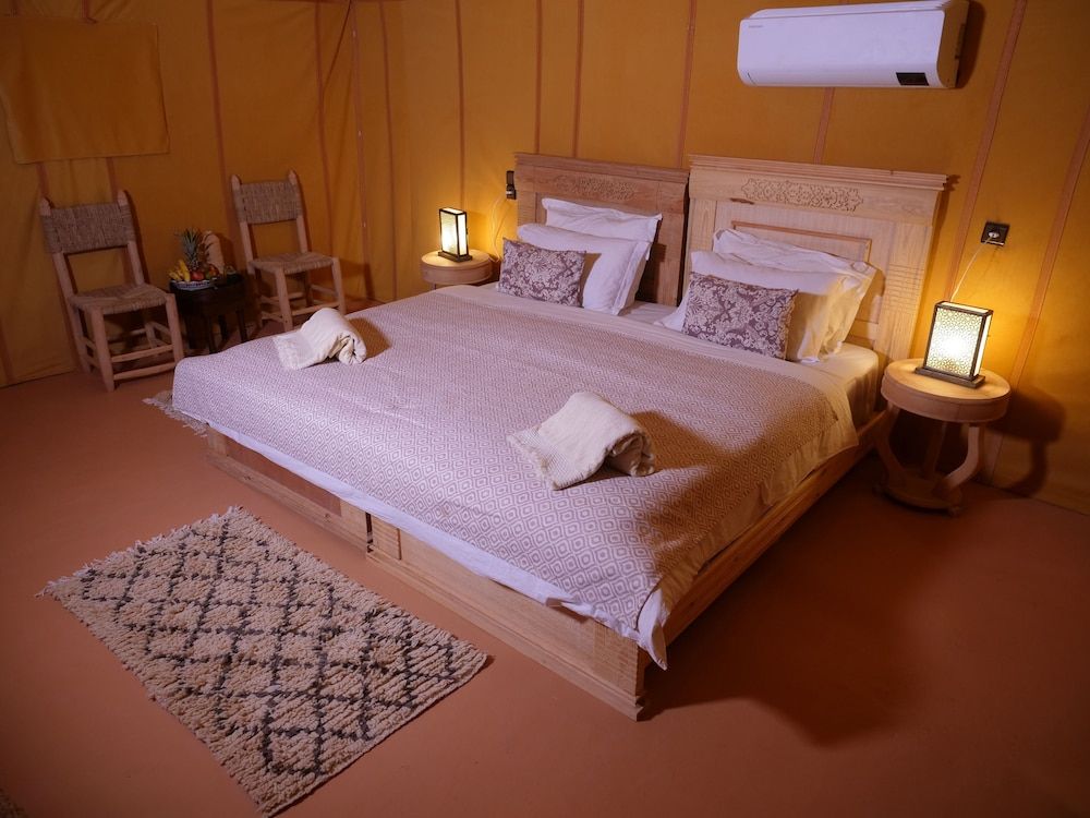 Royal Luxury Camp Royal Tent, 1 Queen Bed 13