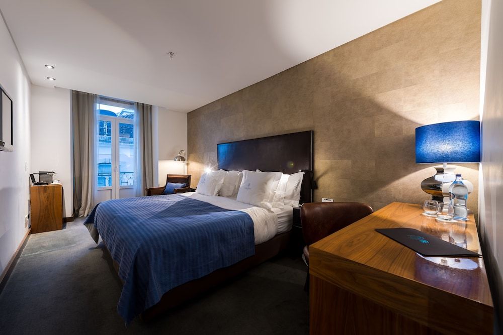 undefined Lisboa Carmo Hotel