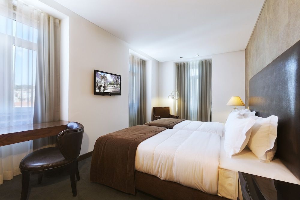 undefined Lisboa Carmo Hotel 5