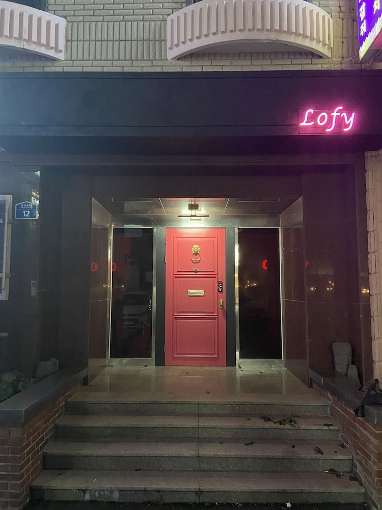 undefined Lofy house 5