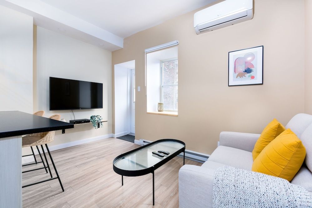 Appart Hôtel Le Saint-Anselme Superior Apartment, 1 Queen Bed, Balcony 6