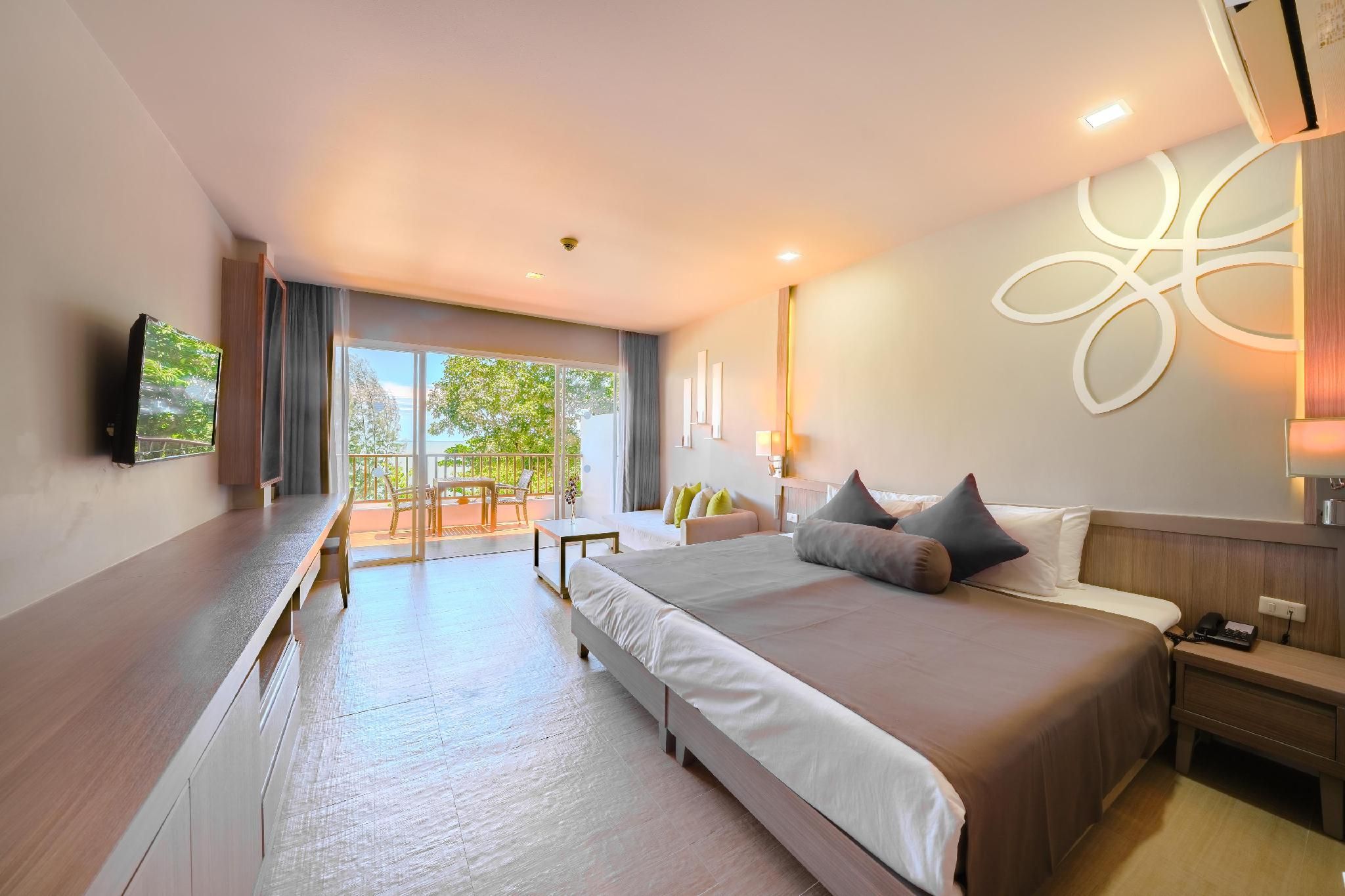 Grand Deluxe Room - Adults Only