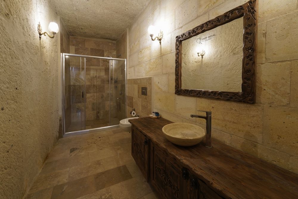 CAPP ROYAL CAVE HOTEL Classic Room 8