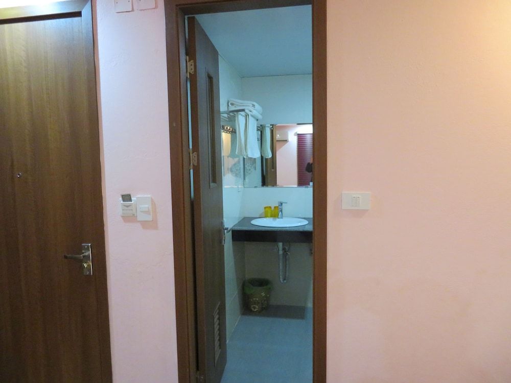 VIP Sapa Hotel Deluxe Quadruple Room 7