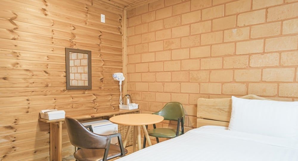 Jeju Healing Resort Deluxe Twin Room, 2 Double Beds 6