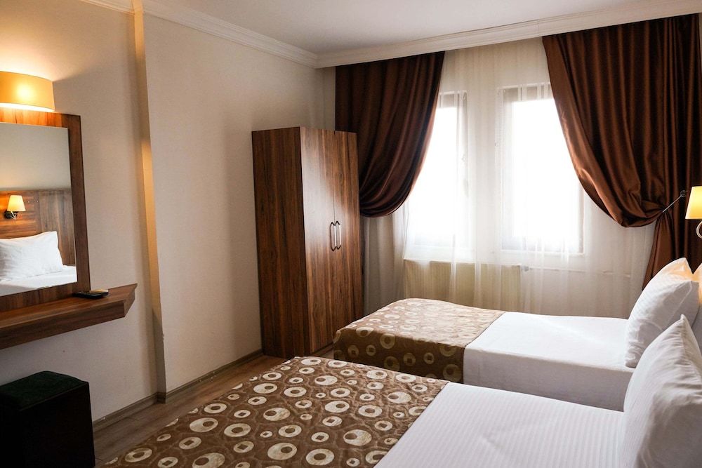 undefined Emin Koçak Thermal & Spa - Convention Center 8